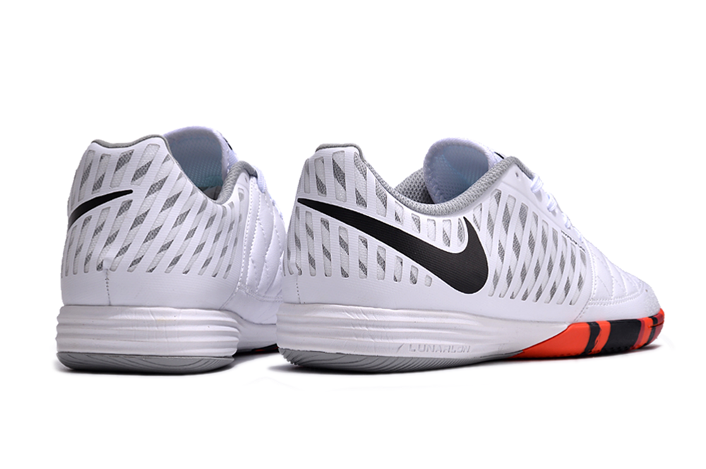 Tenis de Fútbol Nike Lunar Gato II - Blanco, Swoosh Negro y Suela con Patrón Estampado de Camuflaje / Mármol (Rojo, Negro y Blanco) (Césped Interior / Futsal)