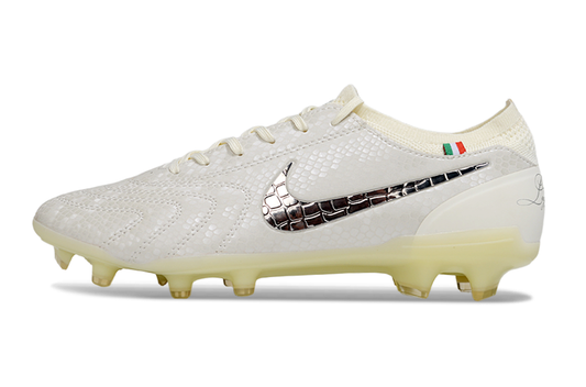 Tacos de Fútbol Nike Tiempo Legend 9 Elite FG - Blanco Hueso, Detalle Cromado/Texturizado y Suela Translúcida (Césped Natural / Firm Ground)