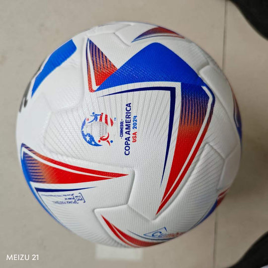 Balón Puma CONMEBOL Copa America USA 2024 (Blanco, Azul y Rojo)