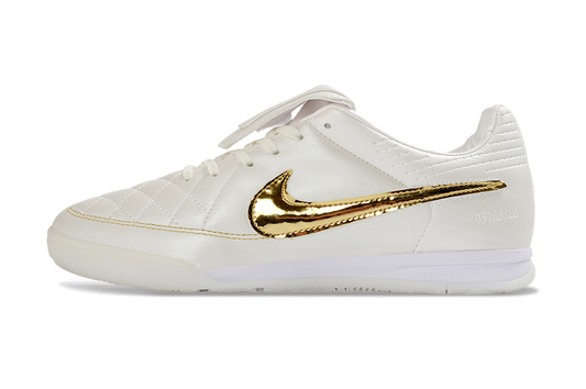 Tenis de Fútbol Nike Premier 3 IC - Blanco y Dorado Metálico (Césped Interior / Futsal)
