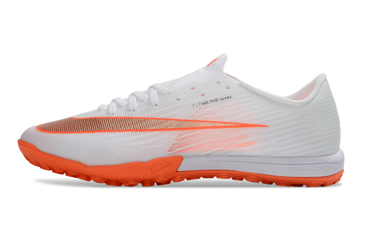 Tenis de Fútbol Nike Mercurial Vapor Academy TF - Blanco y Naranja (Sintético / Turf)