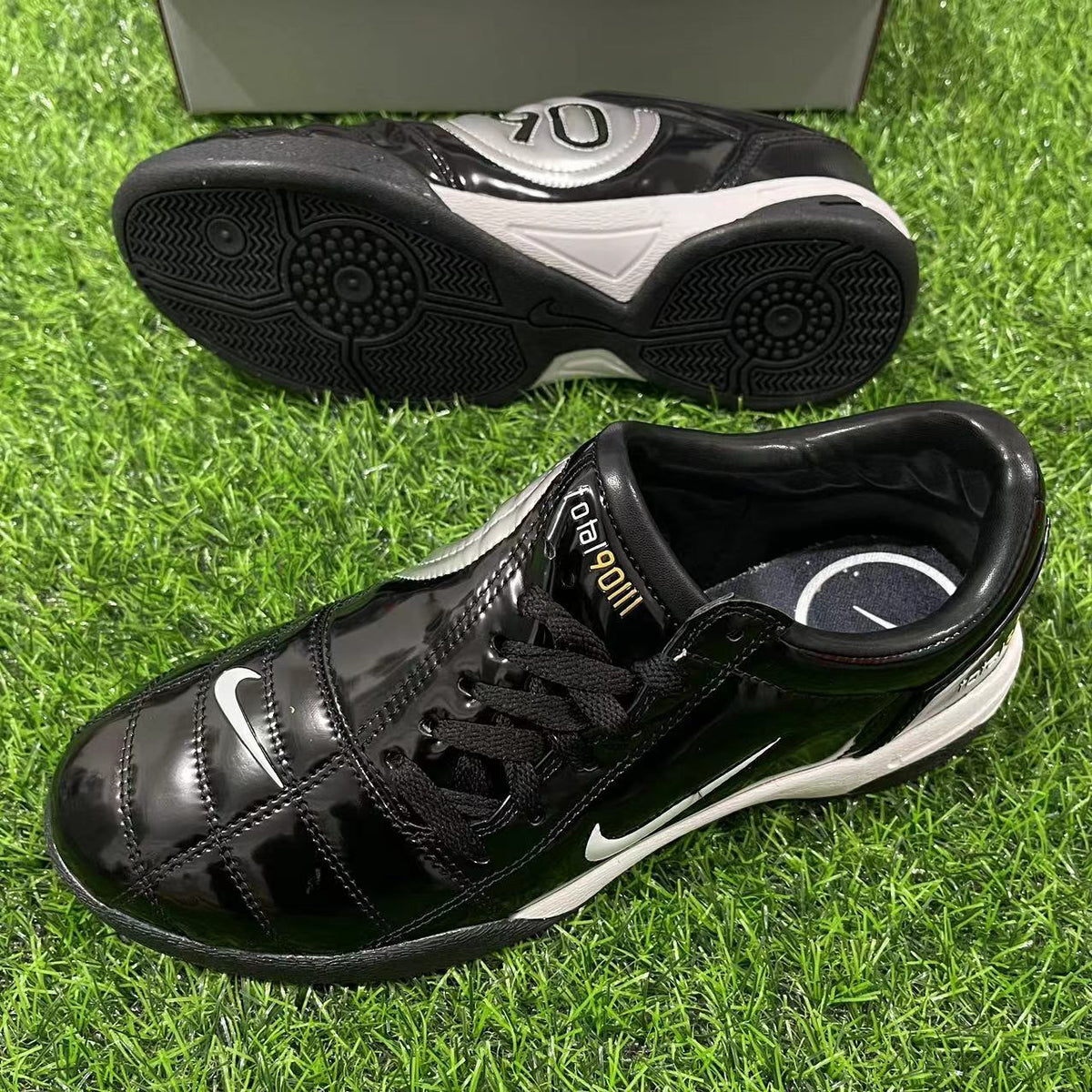 Tenis de Fútbol Nike Total 90 IC - Negro / Blanco (Césped Interior / Futsal)