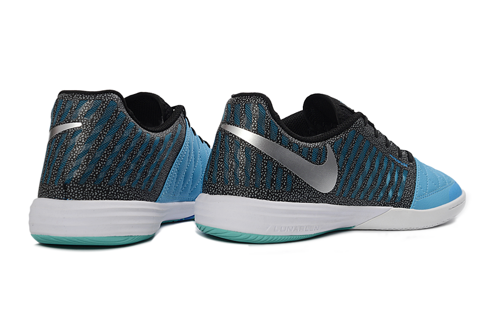 Tenis de Fútbol Nike Lunar Gato II - Negro, Celeste, Swoosh Plateado y Suela con Patrón Estampado Multicolor (Azul, Verde y Blanco) (Césped Interior / Futsal)