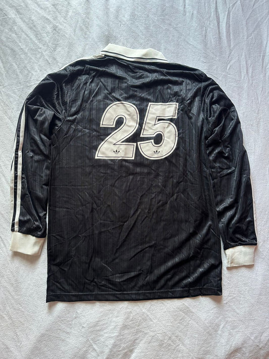 Camiseta Adidas X Oasis Negra Manga Larga