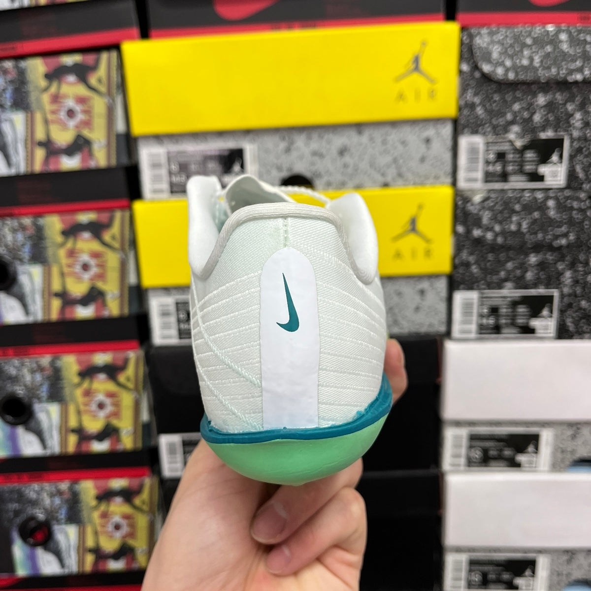 Spikes Nike Air Zoom MaxFly 2 (Blanco y Verde Turquesa)