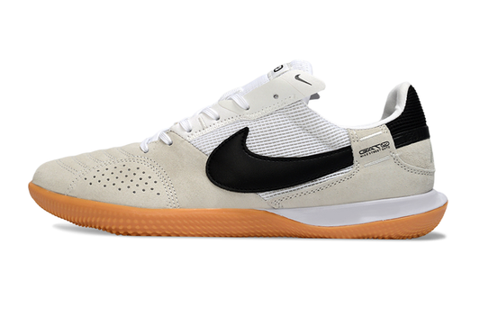 Tenis de Fútbol Nike Street Gato - Blanco, Negro y Suela de Goma (Césped Interior / Futsal)