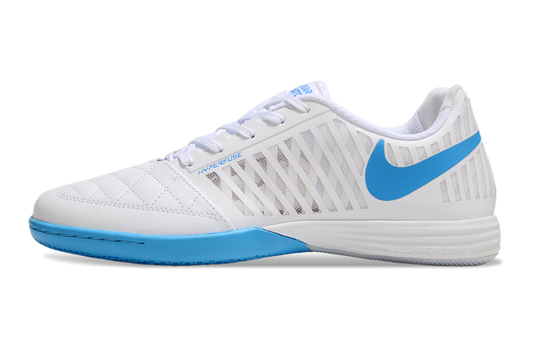 Tenis de Fútbol Nike Lunar Gato II - Blanco y Azul con Swoosh Azul y Suela Azul y Blanca (Césped Interior / Futsal)
