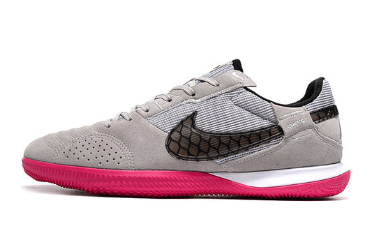 Tenis de Fútbol Nike Street Gato - Gris Claro, Negro y Rosa Fucsia (Césped Interior / Futsal)