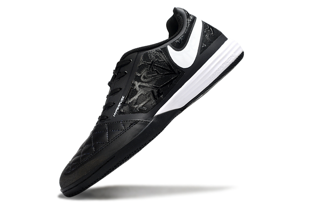 Tenis de Fútbol Nike Lunar Gato II - Negro con Patrón Gráfico, Swoosh Blanco y Suela Negra y Blanca (Césped Interior / Futsal)