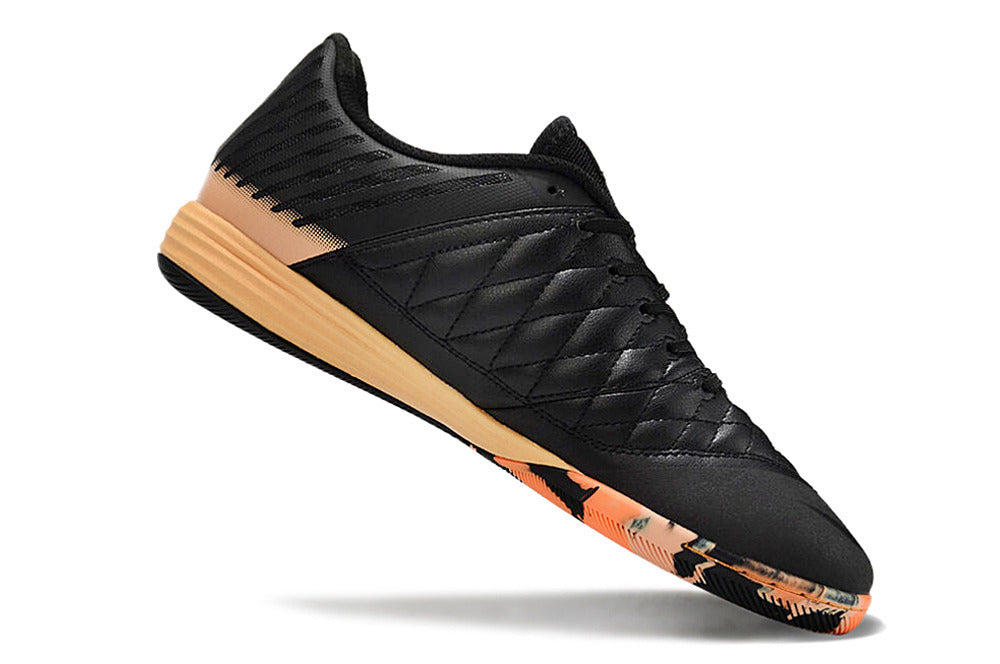 Tenis de Fútbol Nike Lunar Gato II - Negro y Durazno con Swoosh Blanco y Suela Negra y Durazno (Césped Interior / Futsal)