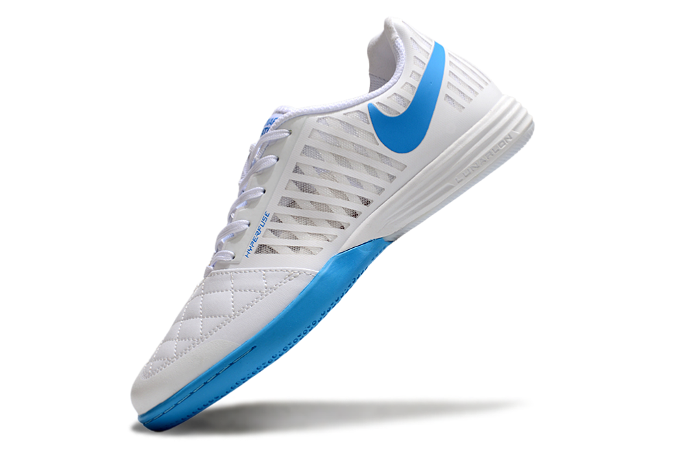 Tenis de Fútbol Nike Lunar Gato II - Blanco y Azul con Swoosh Azul y Suela Azul y Blanca (Césped Interior / Futsal)