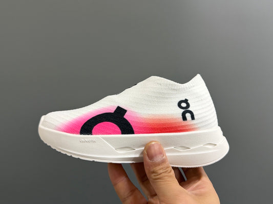 Tenis Deportivos On Running CloudTec - Blanco, Fucsia y Negro (Niño)