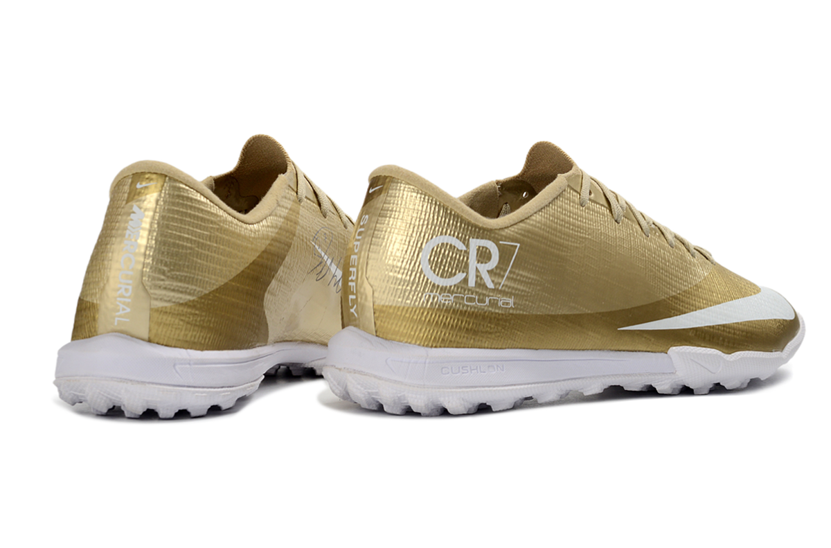 Tenis de Fútbol Nike Mercurial Vapor CR7 Academy TF - Dorado y Blanco (Sintético / Turf)
