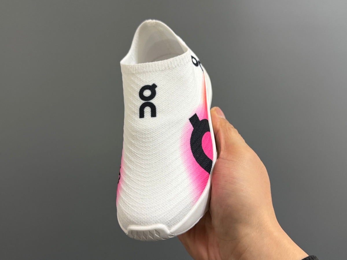 Tenis Deportivos On Running CloudTec - Blanco, Fucsia y Negro (Niño)