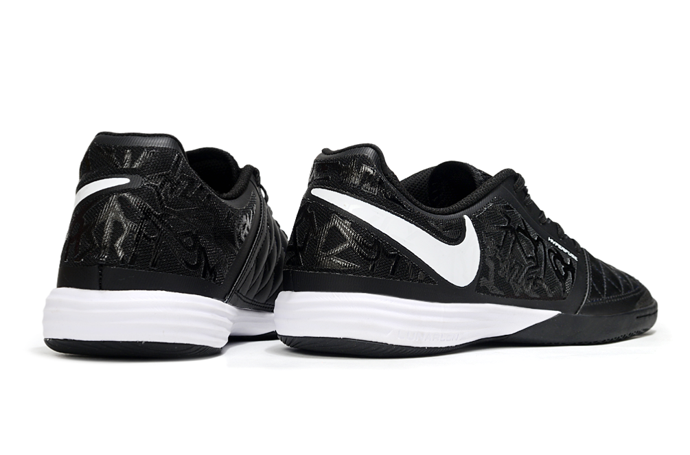 Tenis de Fútbol Nike Lunar Gato II - Negro con Patrón Gráfico, Swoosh Blanco y Suela Negra y Blanca (Césped Interior / Futsal)