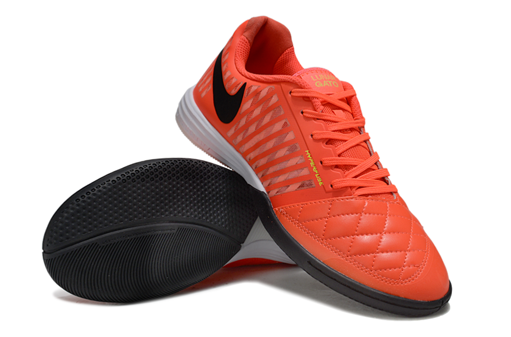 Tenis de Fútbol Nike Lunar Gato II - Naranja con Swoosh Negro y Suela Negra y Blanca (Césped Interior / Futsal)