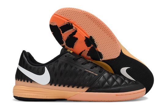 Tenis de Fútbol Nike Lunar Gato II - Negro y Durazno con Swoosh Blanco y Suela Negra y Durazno (Césped Interior / Futsal)