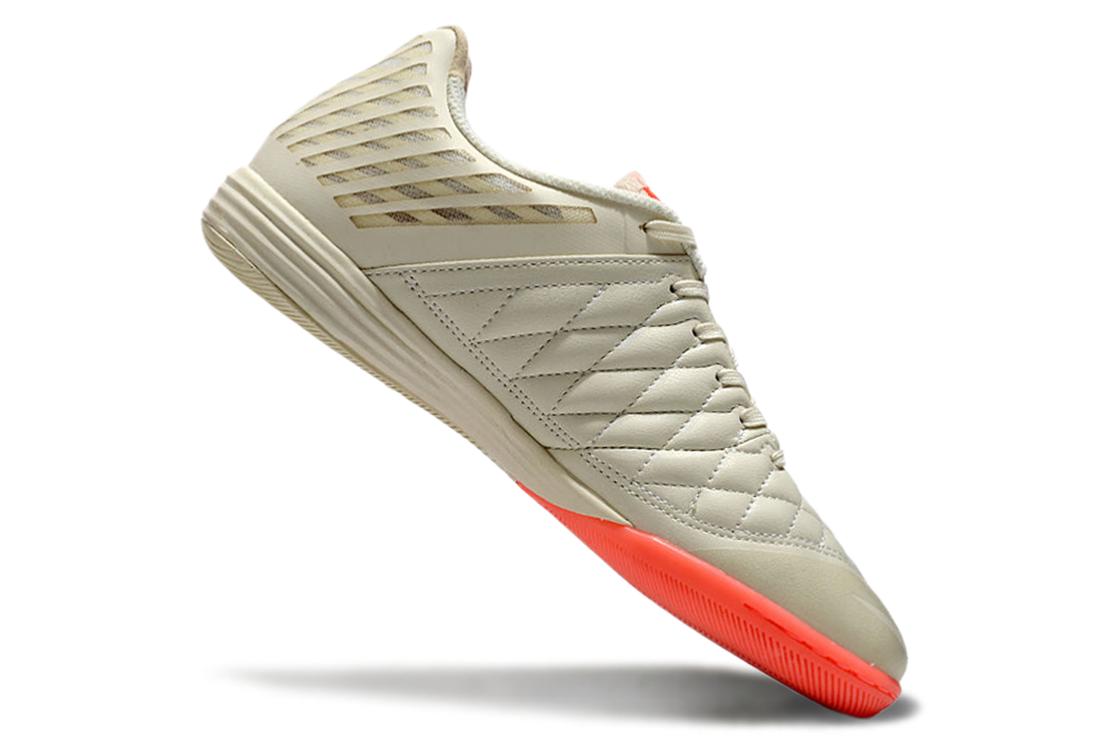Tenis de Fútbol Nike Lunar Gato II - Beige y Coral con Swoosh Coral y Suela Coral (Césped Interior / Futsal)