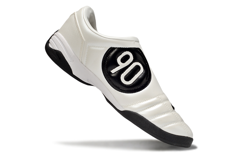 Tenis de Fútbol Nike Total 90 IC - Blanco / Negro (Césped Interior / Futsal)