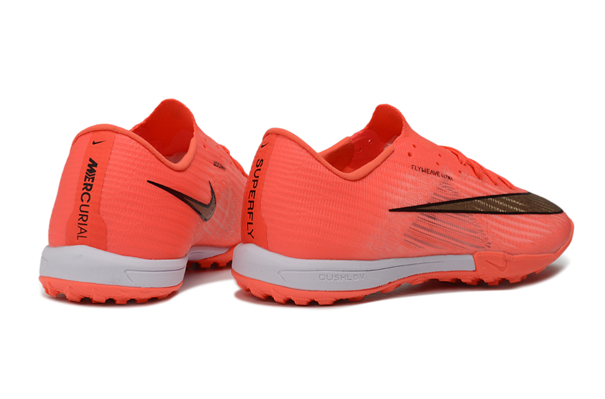 Tenis de Fútbol Nike Mercurial Vapor Academy TF - Coral y Dorado (Sintético / Turf)