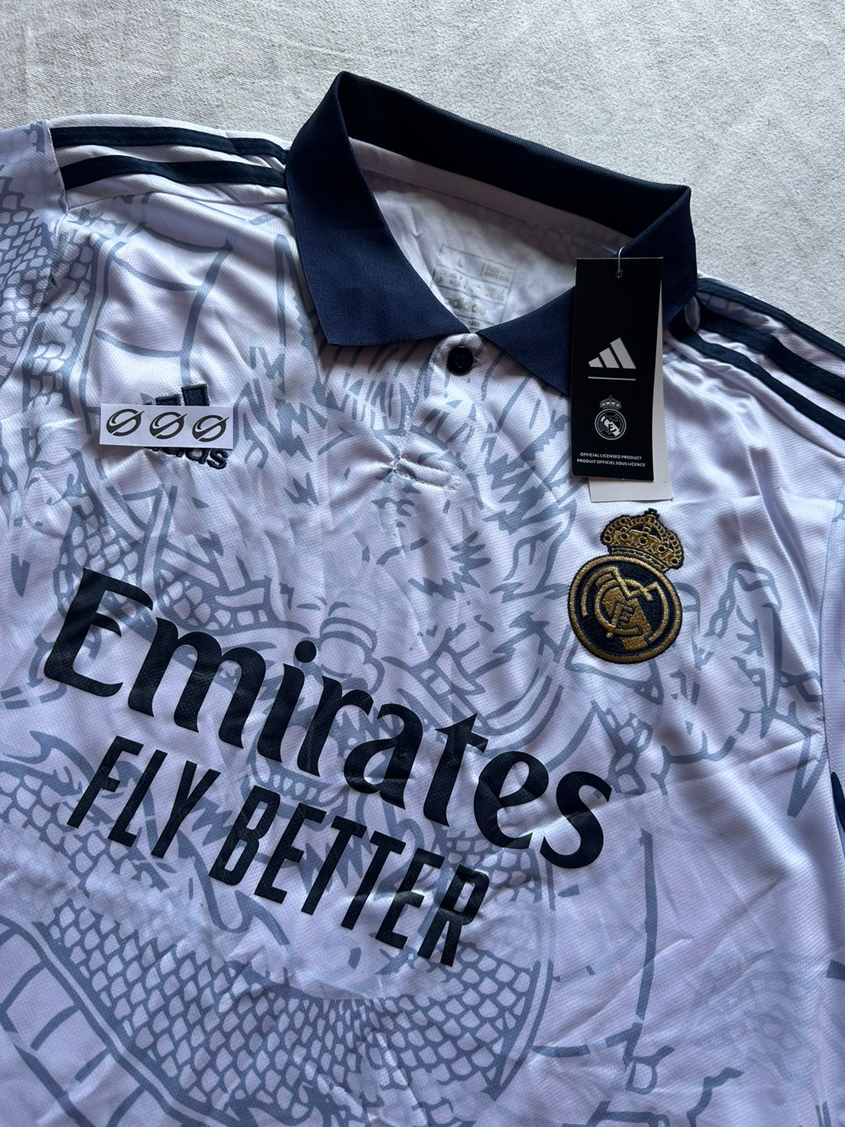 Camiseta Real Madrid X Hello Kitty Blanca