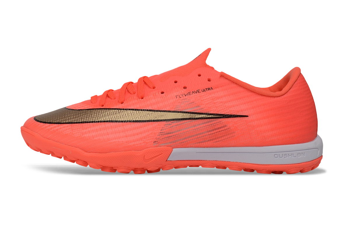 Tenis de Fútbol Nike Mercurial Vapor Academy TF - Coral y Dorado (Sintético / Turf)