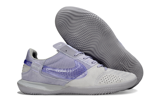 Tenis de Fútbol Nike Street Gato - Gris Claro y Morado Translúcido con Suela Gris (Césped Interior / Futsal)