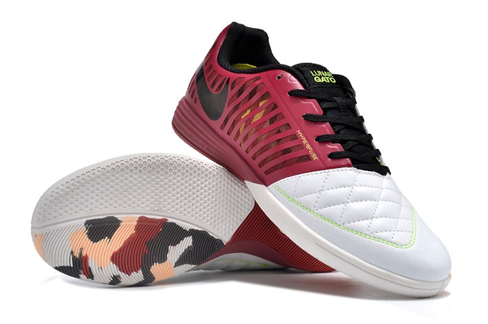 Tenis de Fútbol Nike Lunar Gato II - Vinotinto y Blanco con Swoosh Negro y Suela Roja (Césped Interior / Futsal)