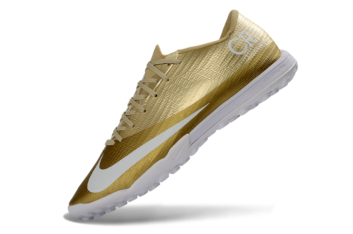 Tenis de Fútbol Nike Mercurial Vapor CR7 Academy TF - Dorado y Blanco (Sintético / Turf)