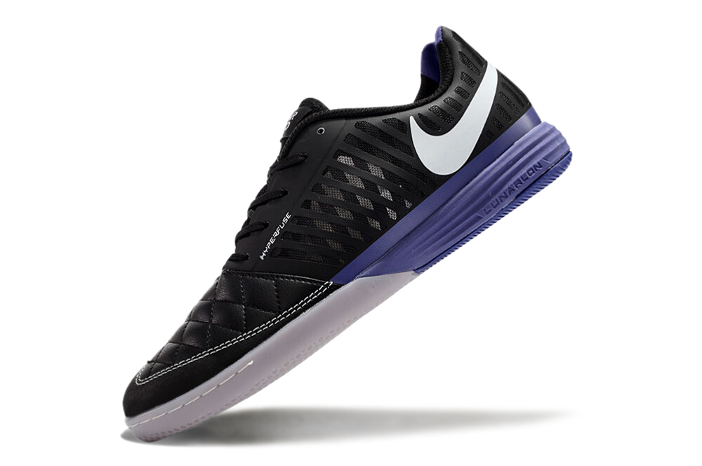 Tenis de Fútbol Nike Lunar Gato II - Negro y Morado con Swoosh Blanco y Suela Morada (Césped Interior / Futsal)